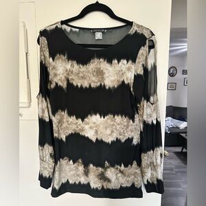 Venus Blouse Top Casual Cold Shoulder Sleeve Cut Out Size Medium